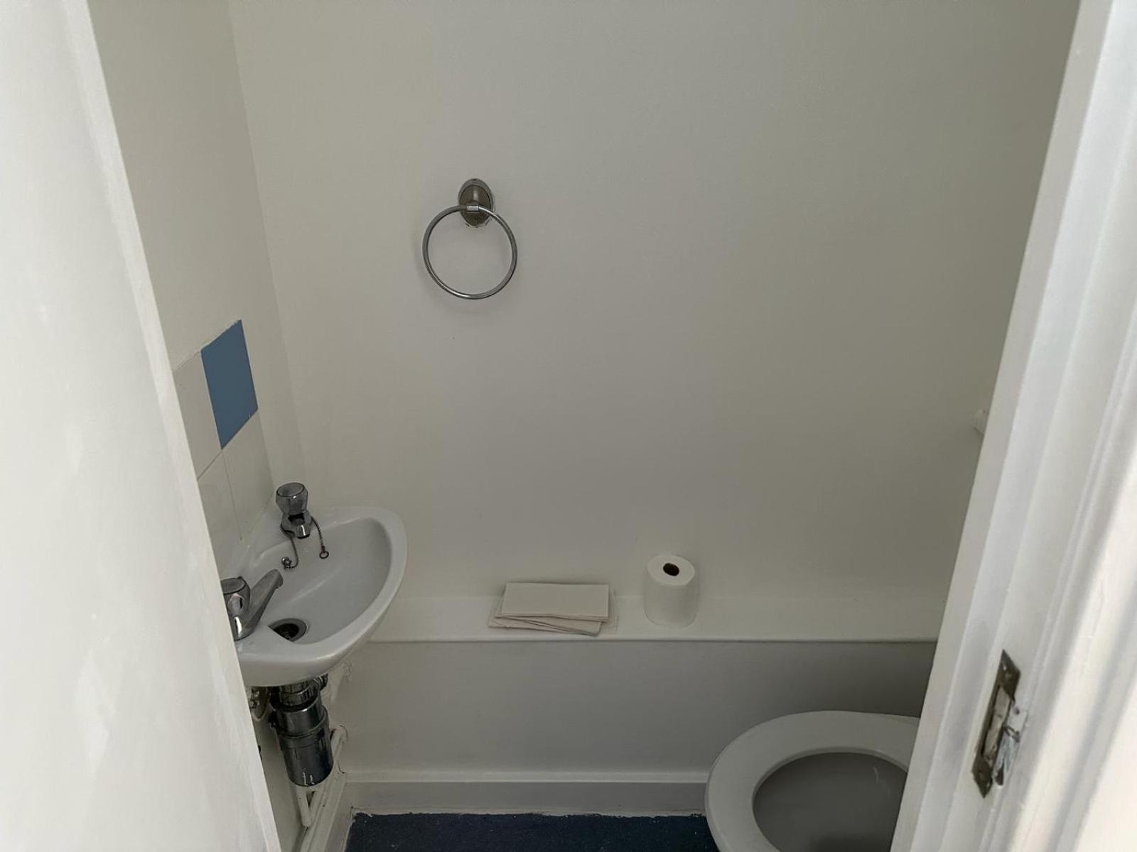 Newbury3 Apartment Лондон Екстериор снимка