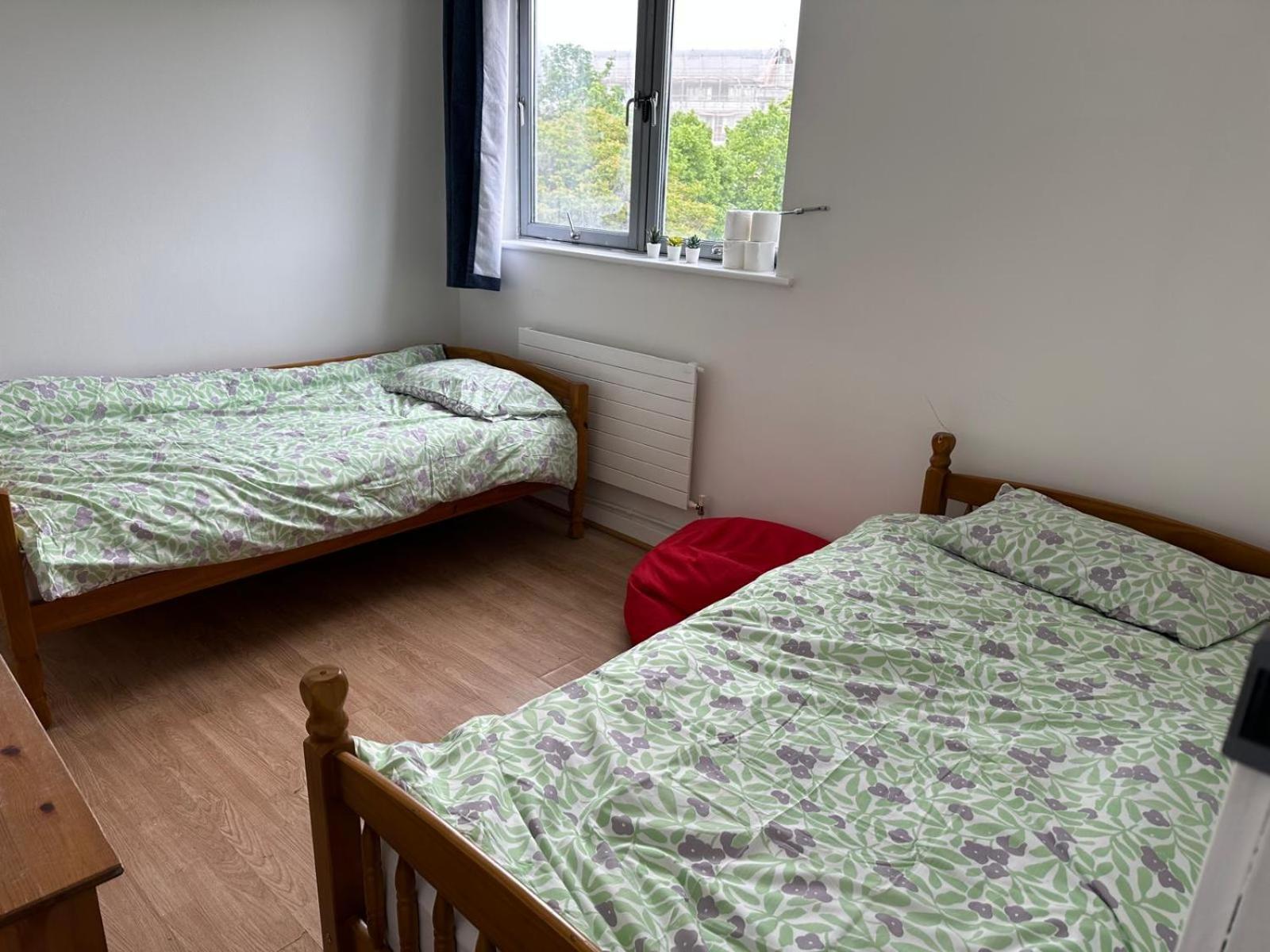 Newbury3 Apartment Лондон Екстериор снимка