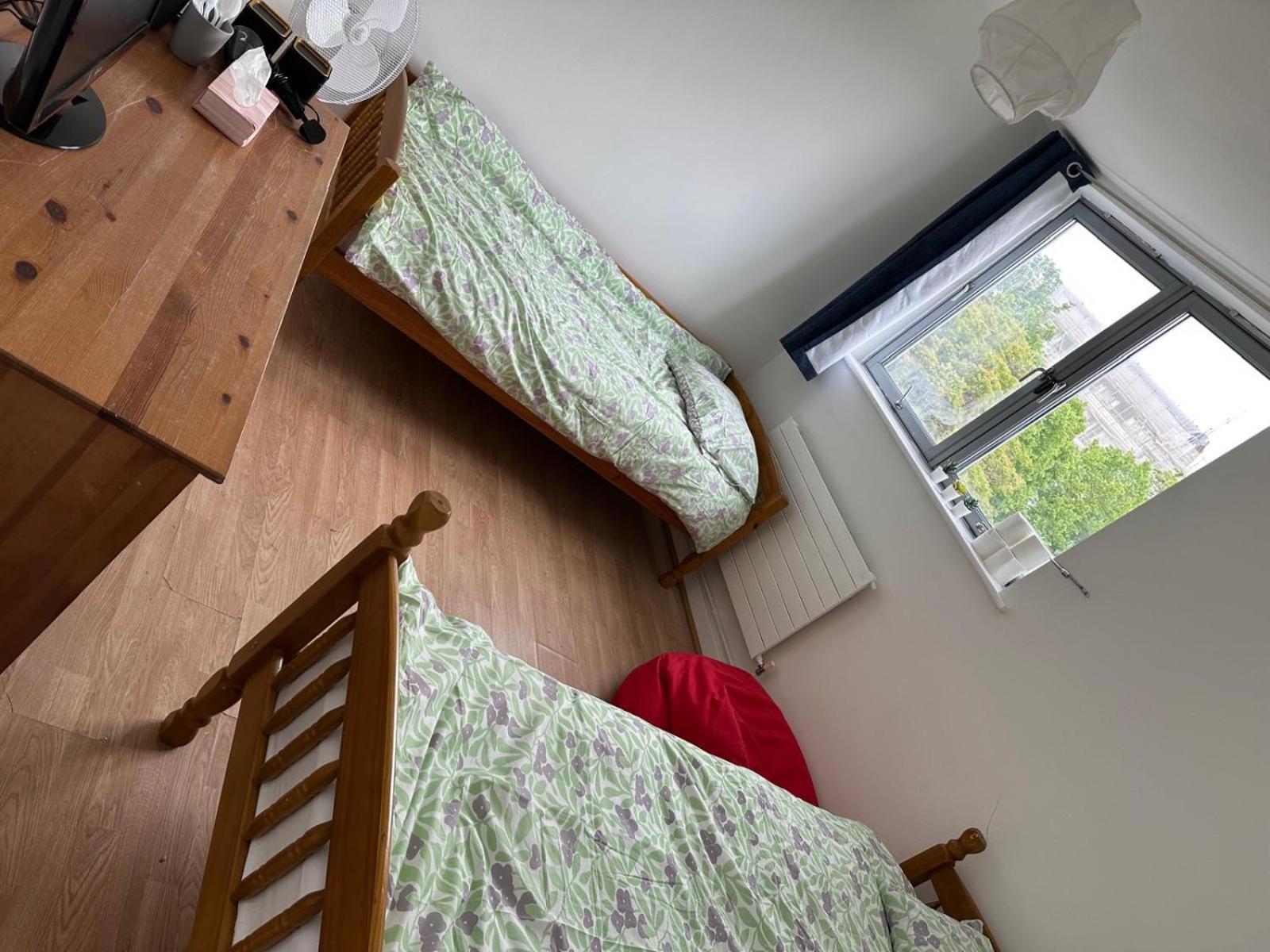 Newbury3 Apartment Лондон Екстериор снимка